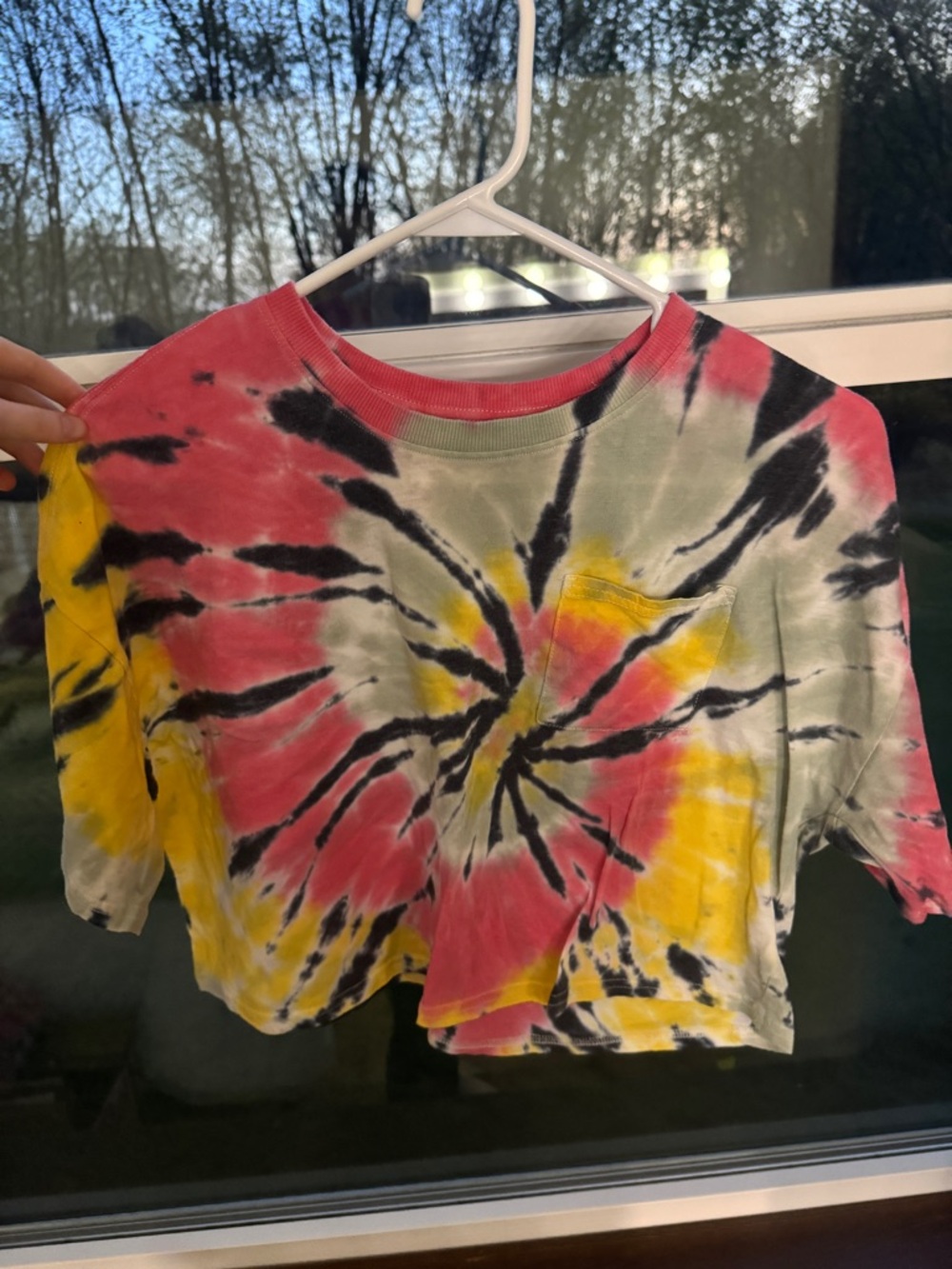 SO Tie-Dye Crop Top in Pink, Yellow & Black